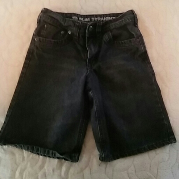 Bundle of 3 pairs of boy's shorts size 7&8 - Picture 7 of 8